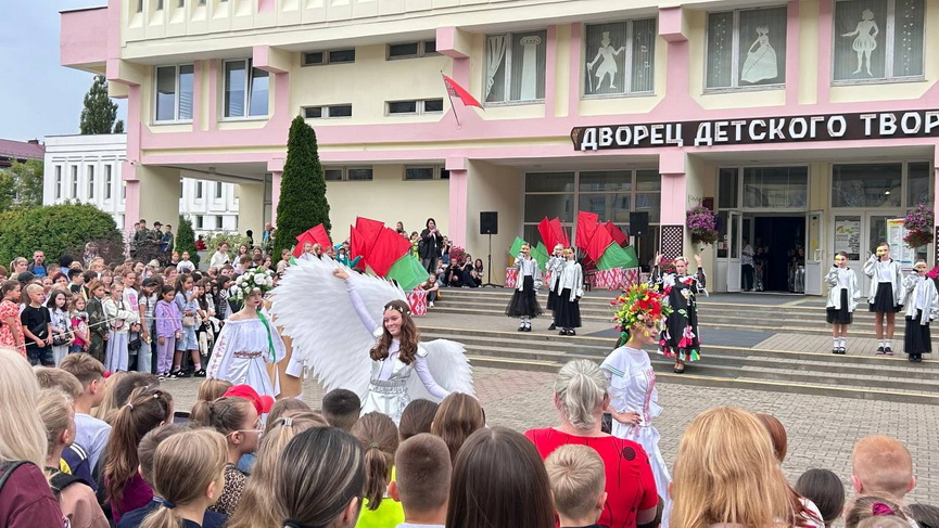 ddt-den (11).jpeg ddt-den (11).jpeg