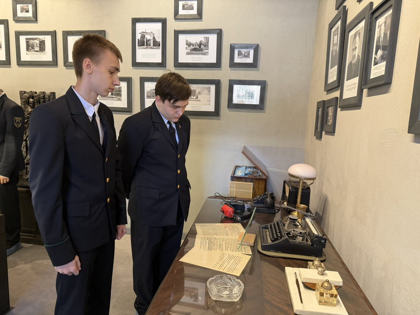 2-0-02-05-0 (7).jpg 2-0-02-05-0 (7).jpg