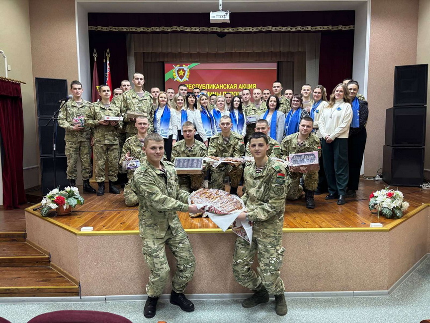 1 7404-1.jpg 1 7404-1.jpg