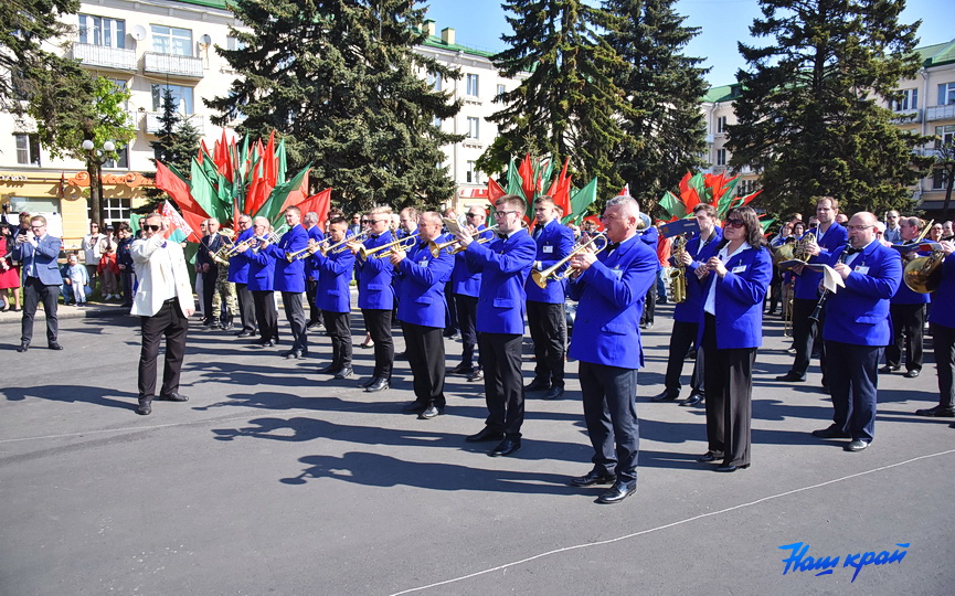 v-baranovichakh-otmechayut-vazhnyj-gosudarstvennyj-prazdnik- (16).JPG