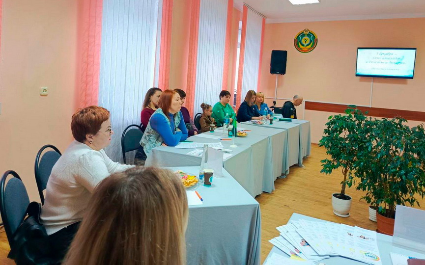 photo_2025-12-03_19-56-30.jpg photo_2025-12-03_19-56-30.jpg