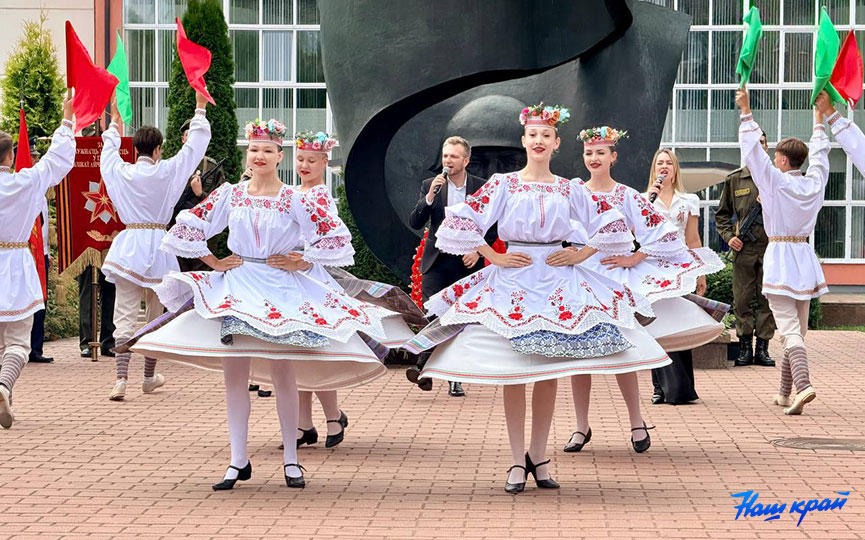 den-nezavisimosti-19).jpg den-nezavisimosti-19).jpg
