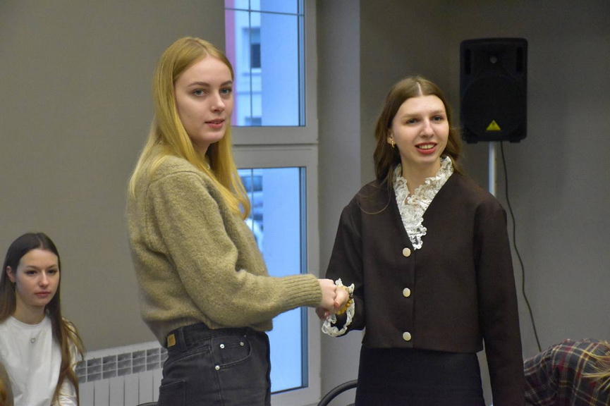 2025-12-17_11-46-(1).jpg 2025-12-17_11-46-(1).jpg