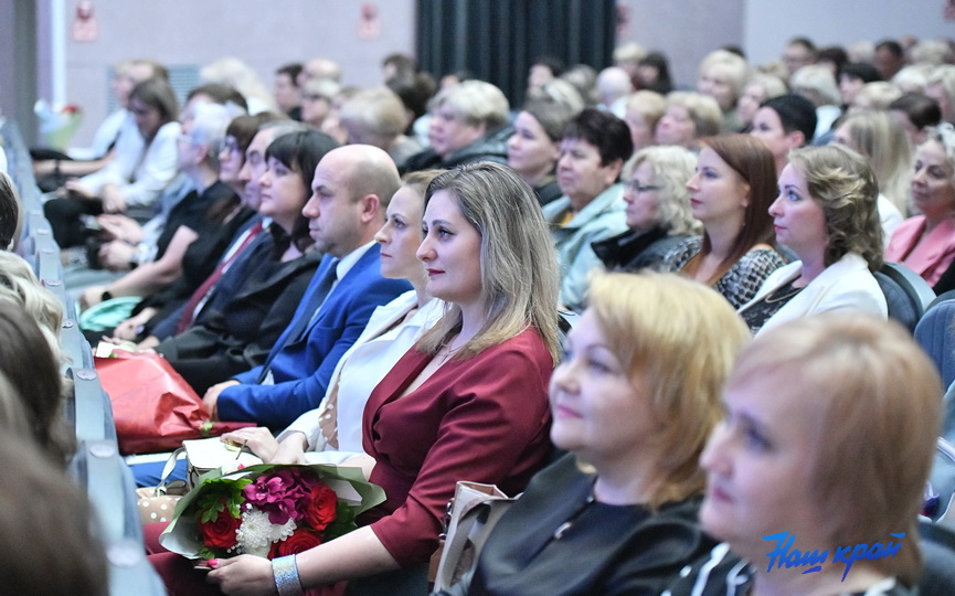 den-medika-(8).JPG