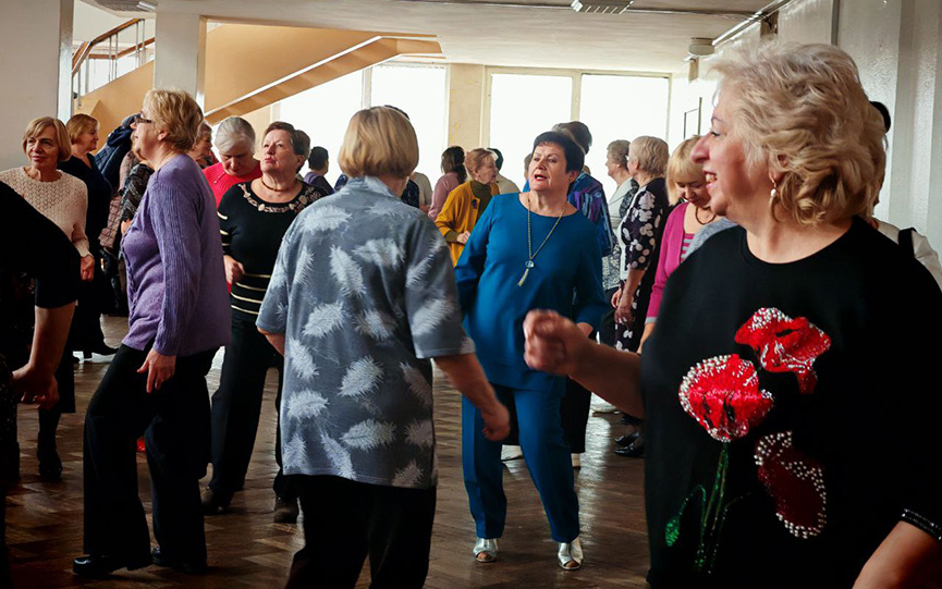 retro-diskoteka-_1.jpg retro-diskoteka-_1.jpg