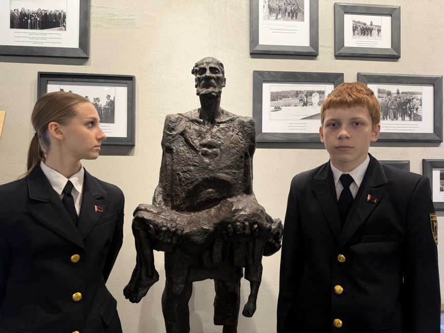 2-0-02-05-0 (3).jpg 2-0-02-05-0 (3).jpg