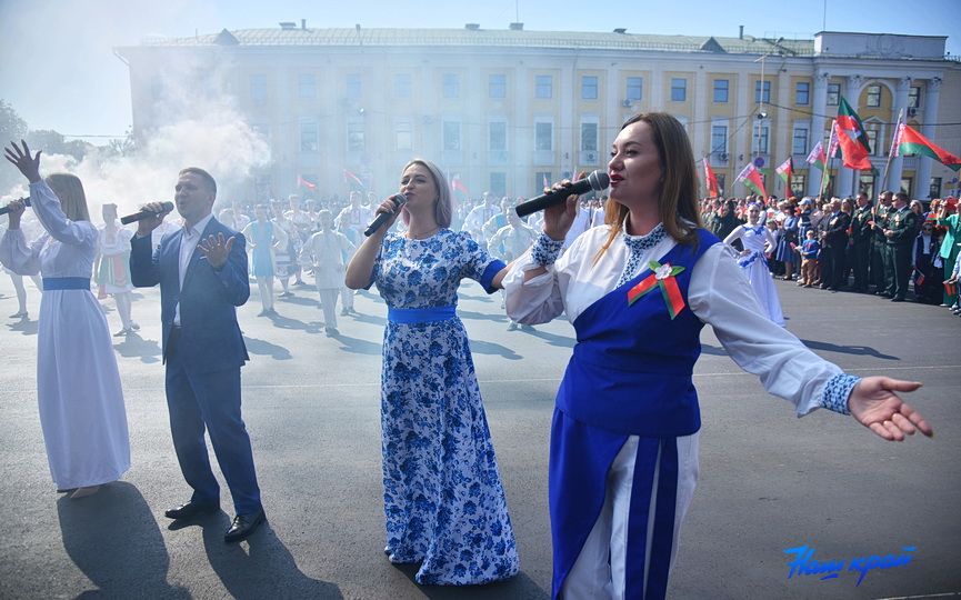 v-baranovichakh-otmechayut-vazhnyj-gosudarstvennyj-prazdnik- (1).JPG