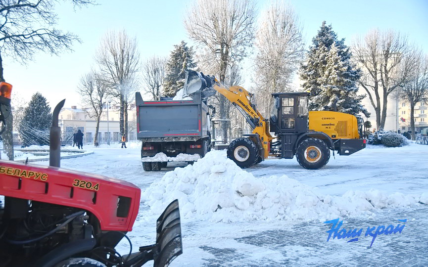 vyvozyat-sneg- (5).JPG