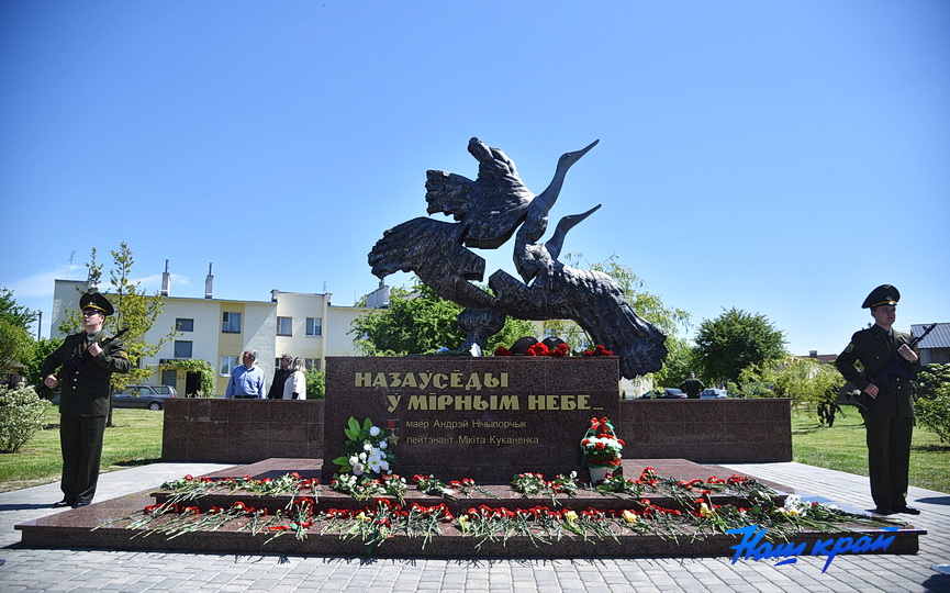 103.JPG