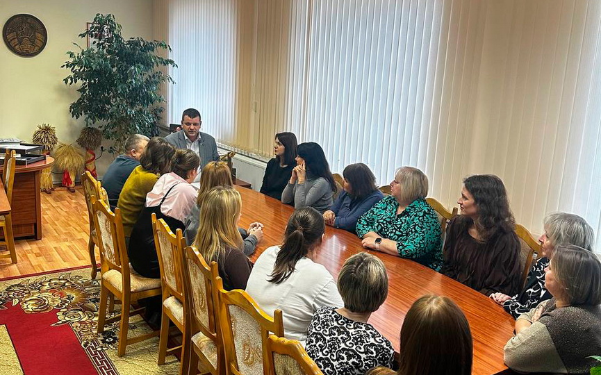 photo_2025-12-10_12-21-42.jpg photo_2025-12-10_12-21-42.jpg