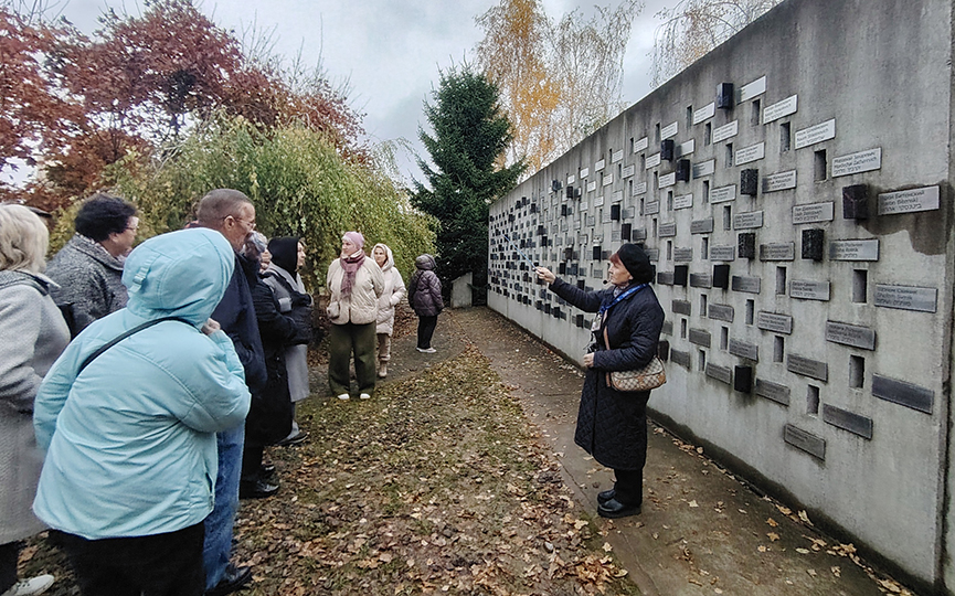 3-27-010.jpg 3-27-010.jpg