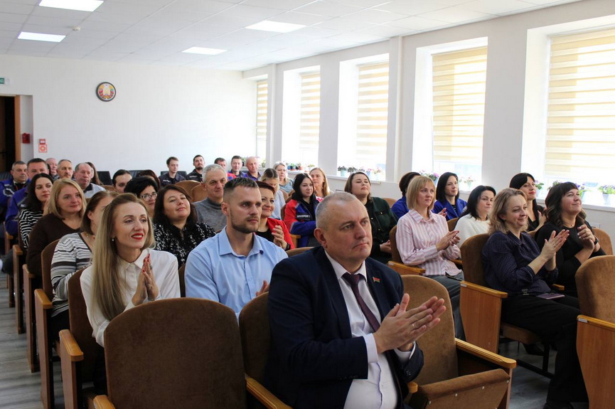 0-02-05-1333 (1).jpg 0-02-05-1333 (1).jpg