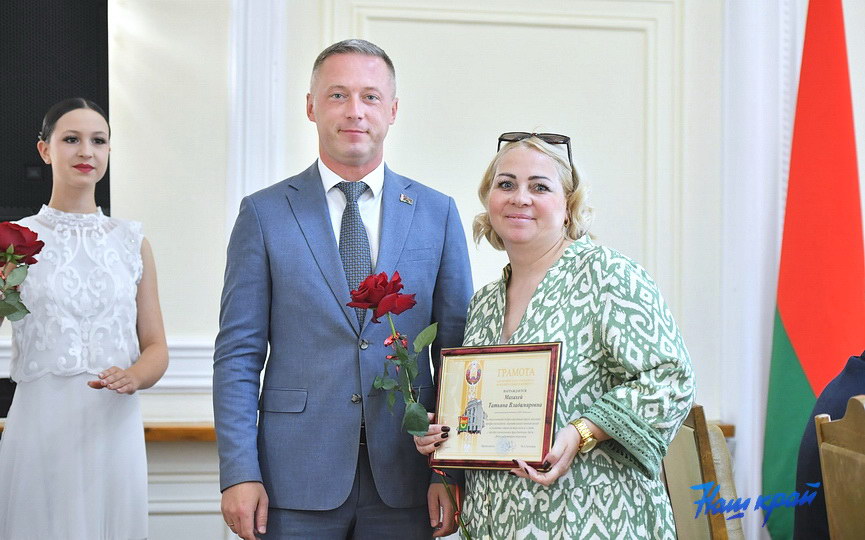 den-rabotnikov-torgovli-(10).JPG