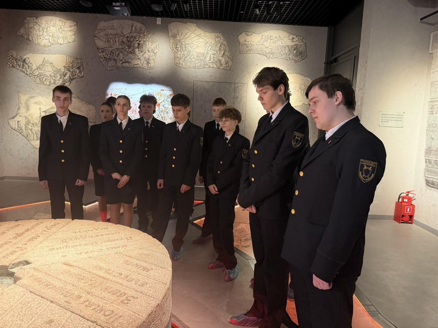 2-0-02-05-0 (4).jpg 2-0-02-05-0 (4).jpg