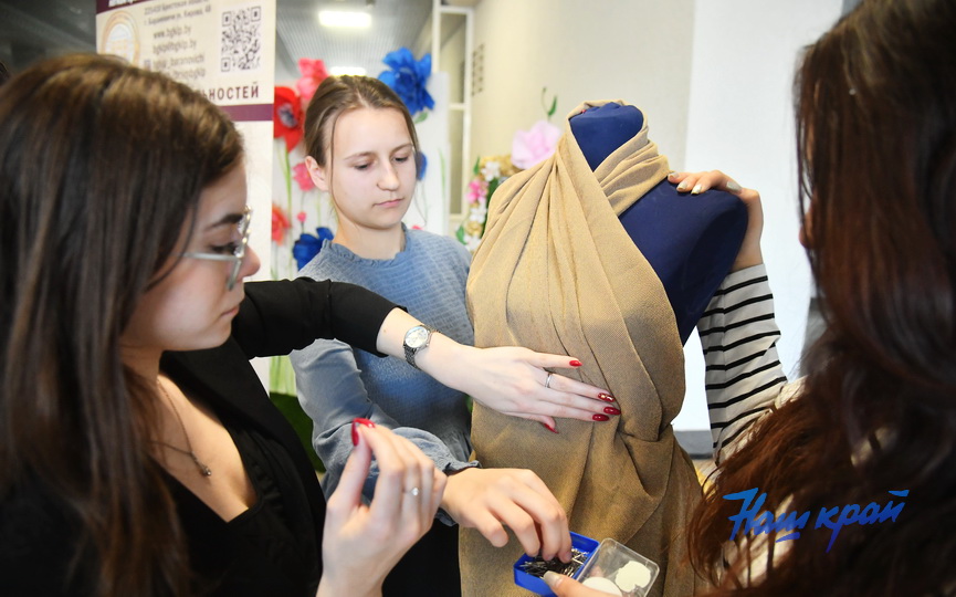 yarmarka-vakansii-molodezh (4).JPG