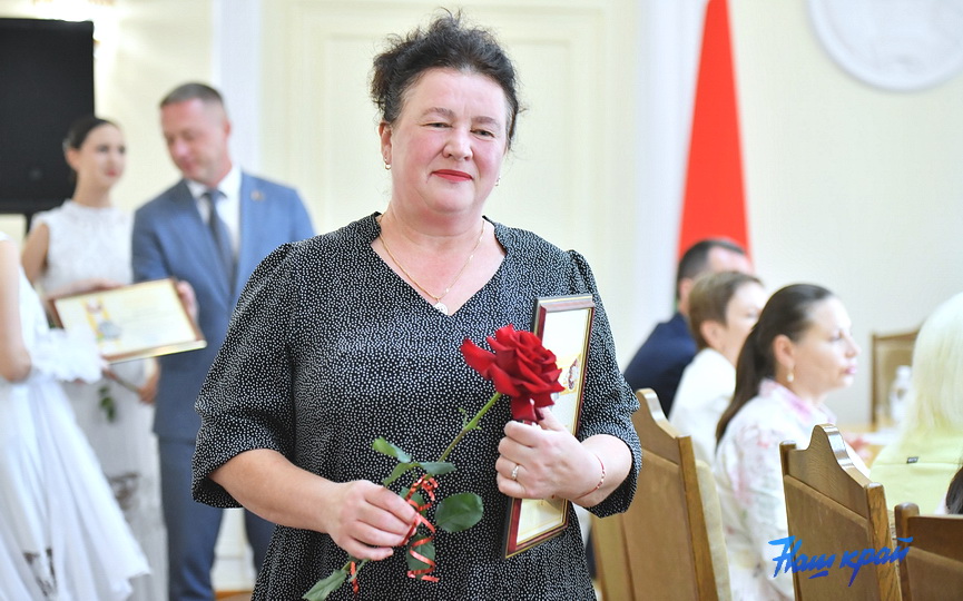 den-rabotnikov-torgovli-(7).JPG