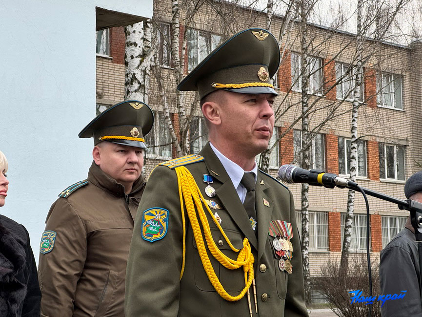 voennye-(1).jpg voennye-(1).jpg