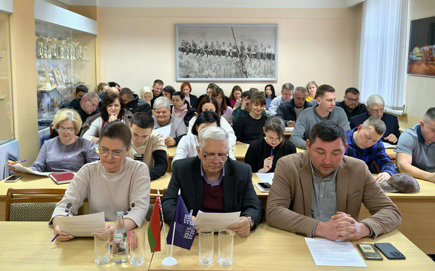 photo_2025-12-05_10-44-18.jpg photo_2025-12-05_10-44-18.jpg