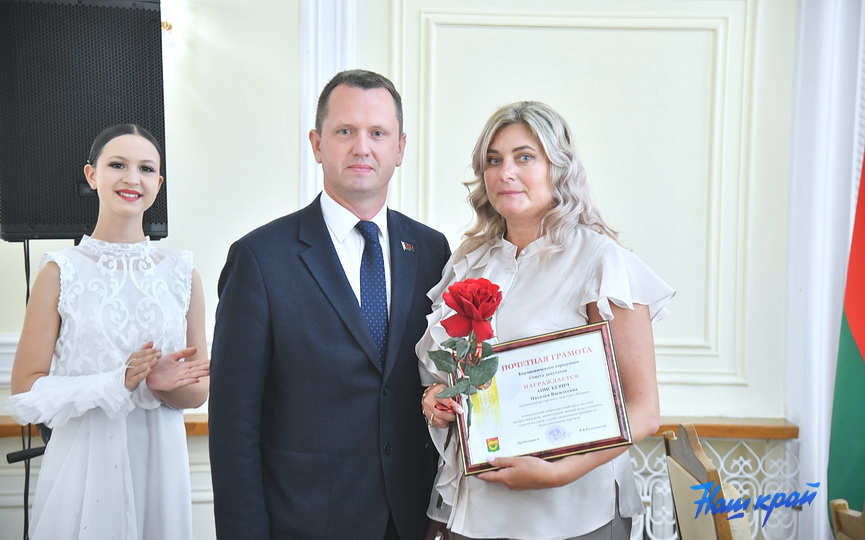 den-rabotnikov-torgovli-(23).JPG