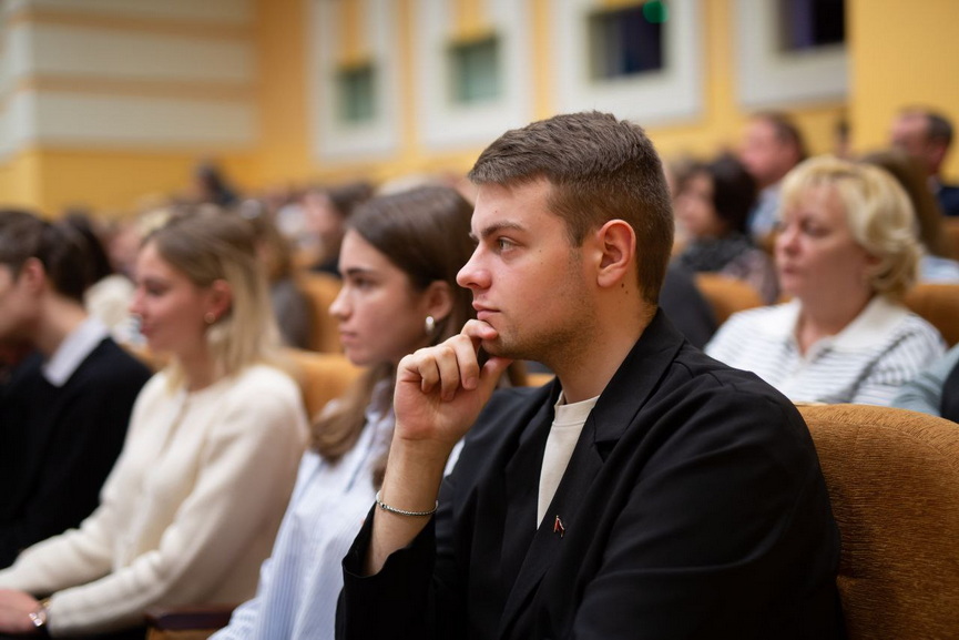 photo_2025-11-06_16-11-10 (2).jpg