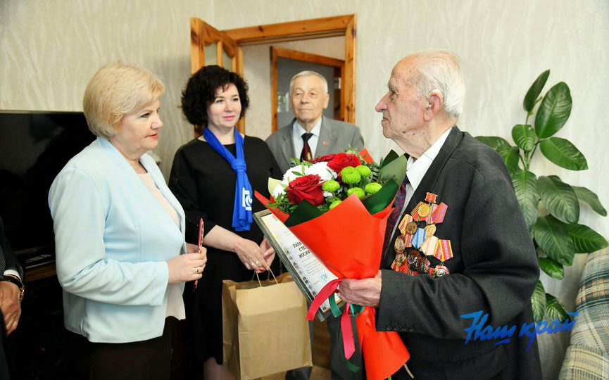 12-05-(2).JPG