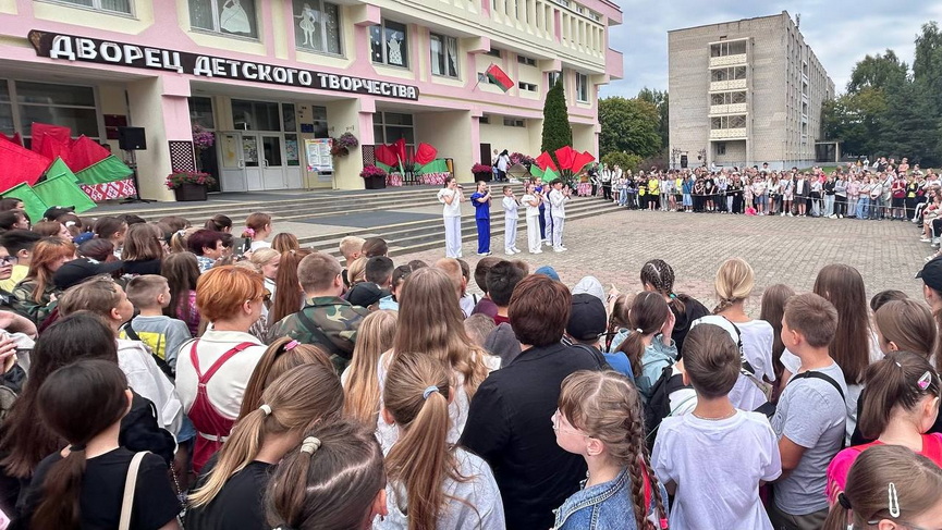 ddt-den (2).jpeg ddt-den (2).jpeg