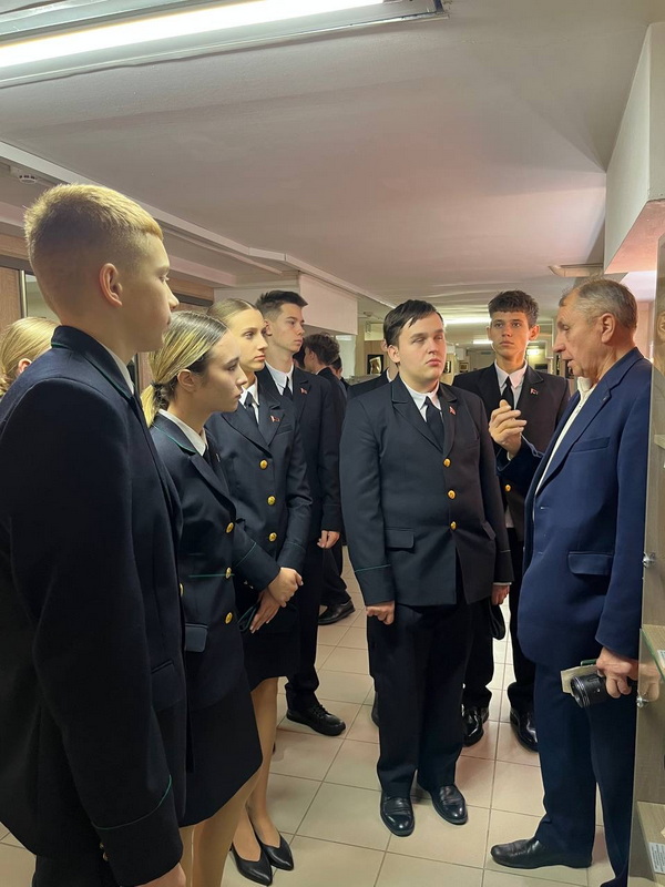 1-0-02-05-2 (10).jpg