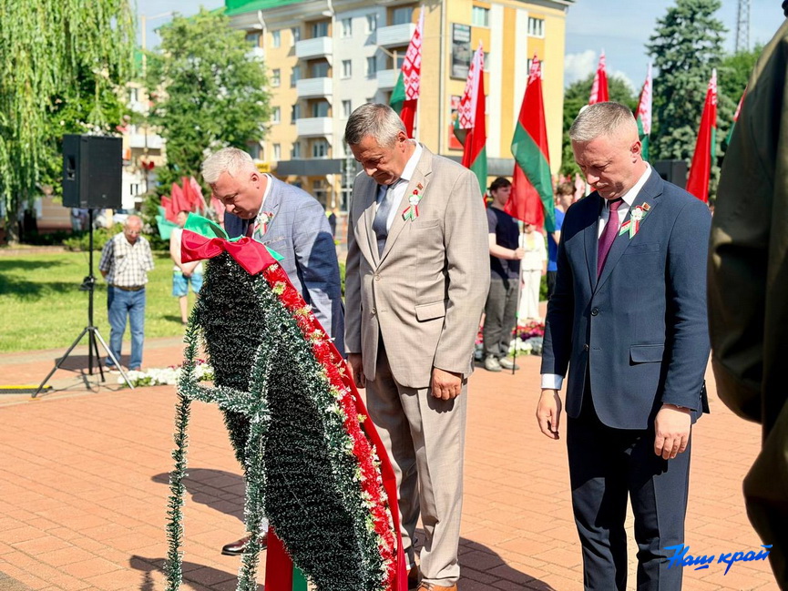 den-nezavisimosti-13).jpg den-nezavisimosti-13).jpg