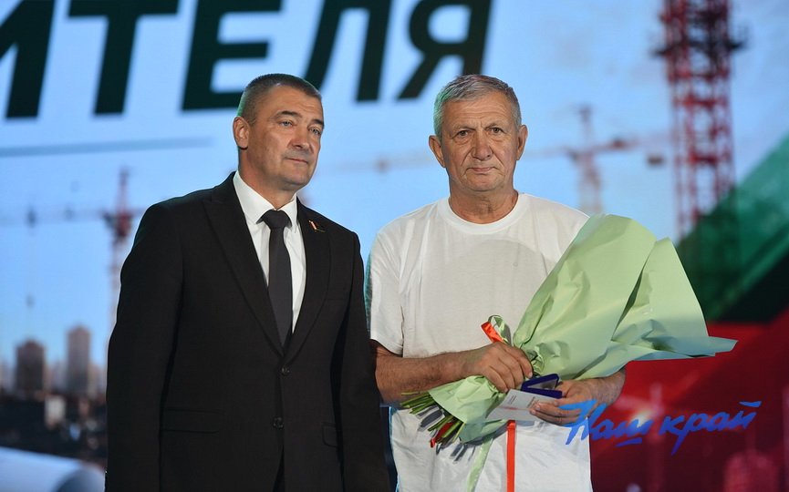 06-08-(3).JPG