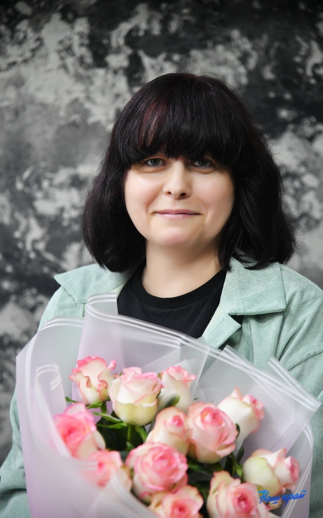 zina-(2).jpg